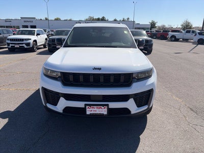 2027 Jeep Grand Cherokee GRAND CHEROKEE LAREDO ALTITUDE 4X4