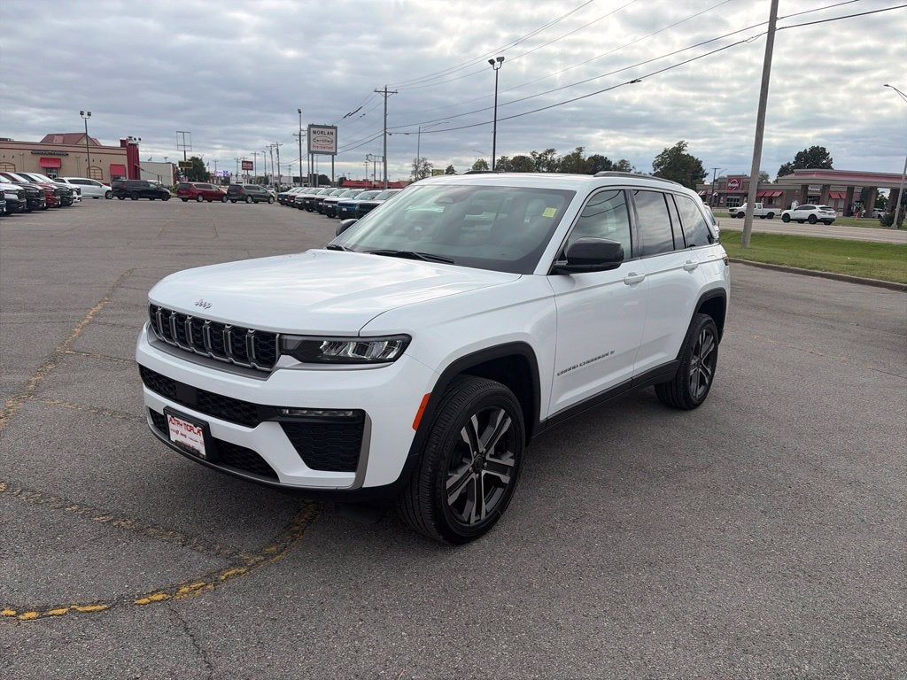 2027 Jeep Grand Cherokee GRAND CHEROKEE LIMITED 4X4