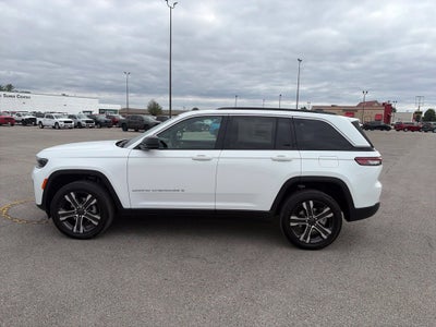 2027 Jeep Grand Cherokee GRAND CHEROKEE LIMITED 4X4