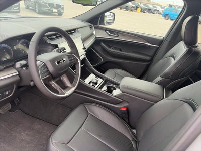 2027 Jeep Grand Cherokee GRAND CHEROKEE LIMITED RESERVE 4X4