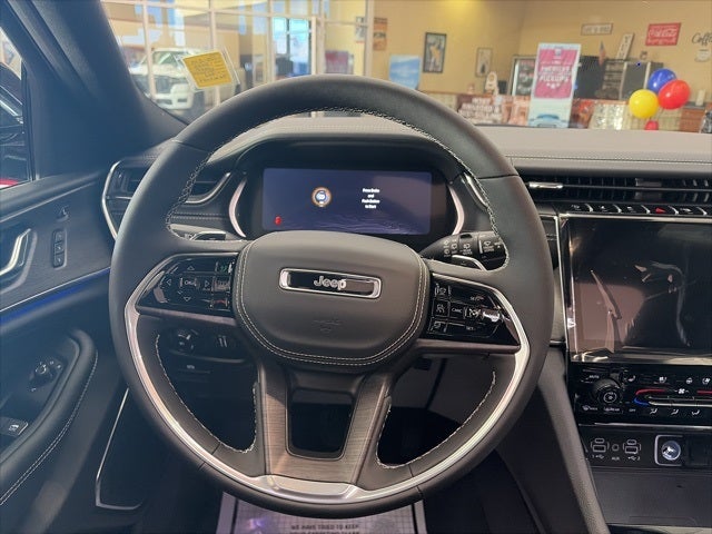 2025 Jeep Grand Cherokee GRAND CHEROKEE OVERLAND 4X4