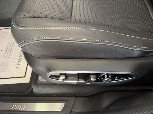 2025 Jeep Grand Cherokee GRAND CHEROKEE OVERLAND 4X4