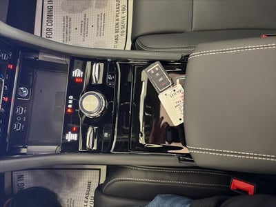 2025 Jeep Grand Cherokee GRAND CHEROKEE OVERLAND 4X4