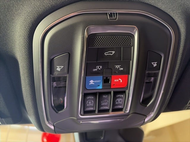 2025 Jeep Grand Cherokee GRAND CHEROKEE OVERLAND 4X4