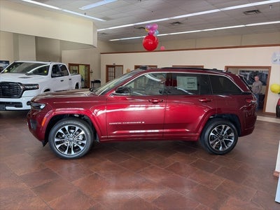 2025 Jeep Grand Cherokee GRAND CHEROKEE OVERLAND 4X4