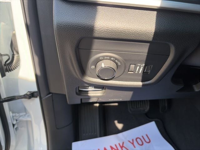 2026 Jeep Grand Cherokee GRAND CHEROKEE L LAREDO 4X2