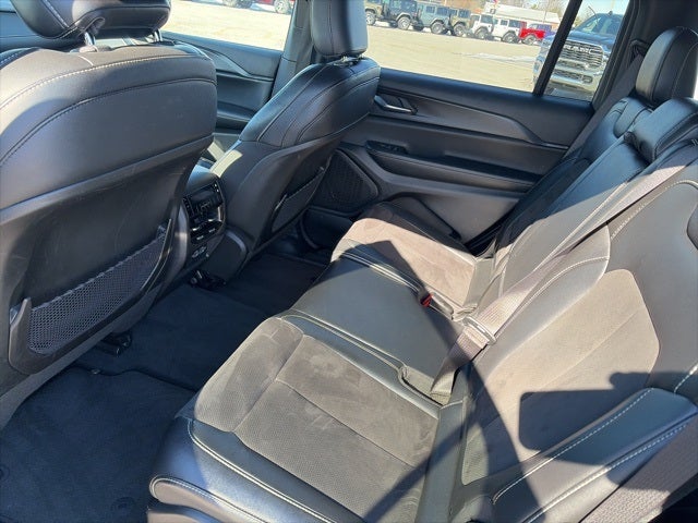 2024 Jeep Grand Cherokee L Altitude 4x4