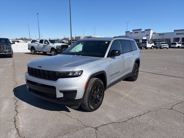 2024 Jeep Grand Cherokee L Altitude 4x4