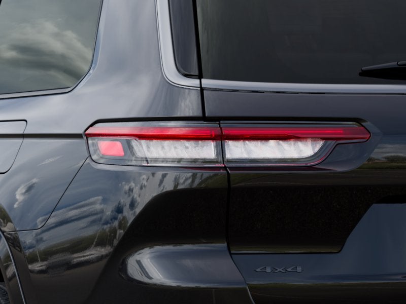 2027 Jeep Grand Cherokee GRAND CHEROKEE L SUMMIT 4X4