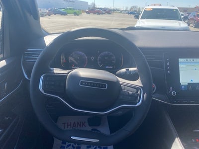 2024 Jeep Wagoneer Base