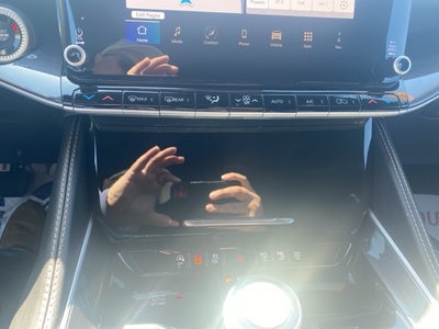 2024 Jeep Wagoneer Base