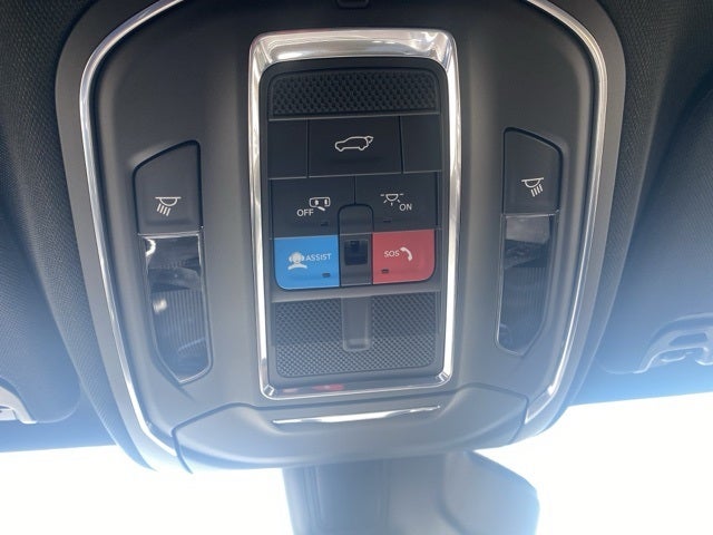 2024 Jeep Wagoneer Base