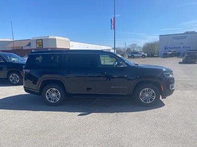 2024 Jeep Wagoneer Base