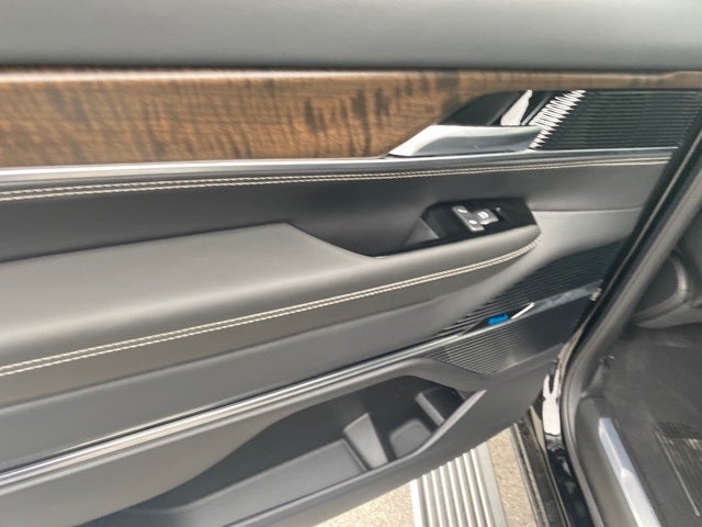 2022 Jeep Grand Wagoneer Series II