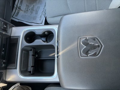 2023 RAM 1500 Classic SLT Crew Cab 4x2 5'7' Box