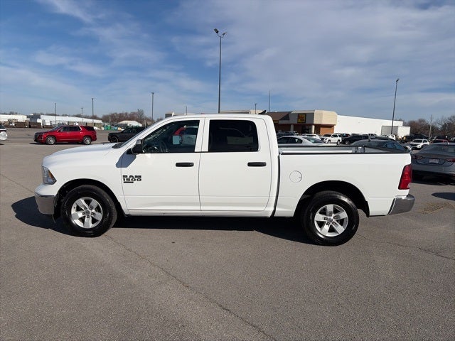 2023 RAM 1500 Classic SLT Crew Cab 4x2 5'7' Box