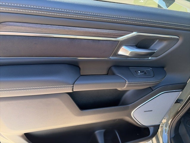 2026 RAM Ram 1500 RAM 1500 LARAMIE CREW CAB 4X2 5'7' BOX