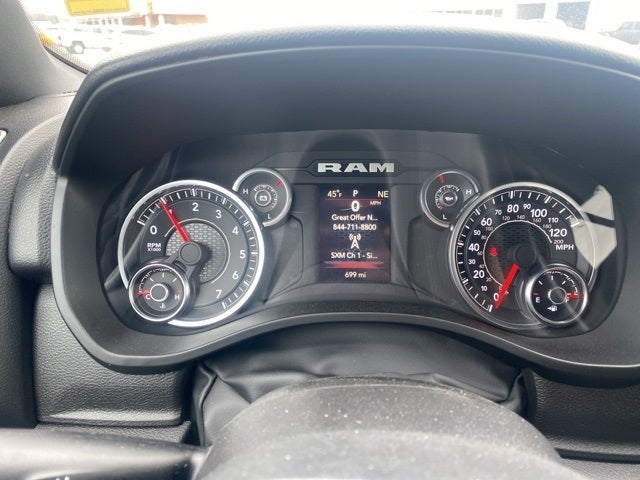 2024 RAM Ram 1500 RAM 1500 TRADESMAN QUAD CAB 4X4 6'4' BOX