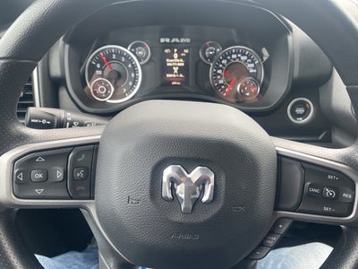 2024 RAM Ram 1500 RAM 1500 TRADESMAN QUAD CAB 4X4 6'4' BOX