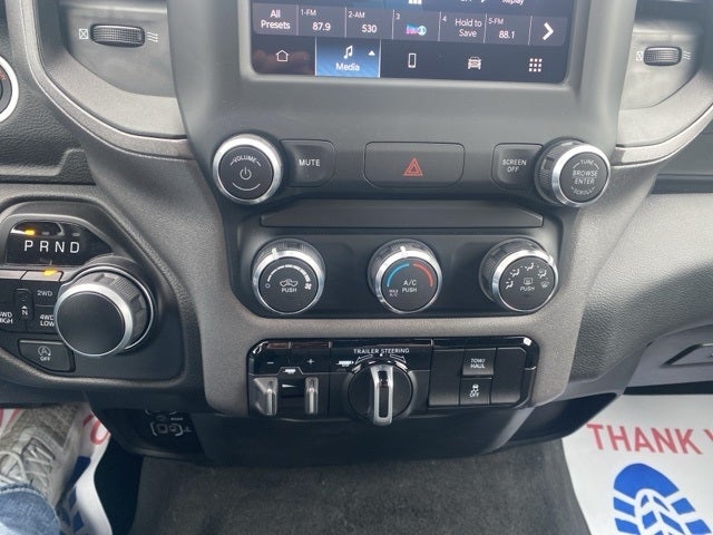 2024 RAM Ram 1500 RAM 1500 TRADESMAN QUAD CAB 4X4 6'4' BOX