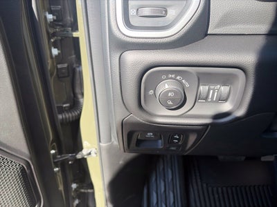 2027 RAM Ram 1500 RAM 1500 BIG HORN CREW CAB 4X4 5'7' BOX