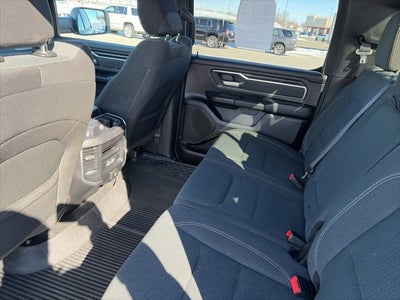 2022 RAM 1500 Big Horn Crew Cab 4x4 5'7' Box