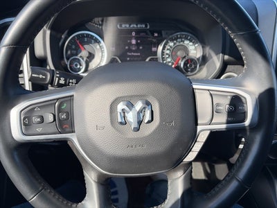 2022 RAM 1500 Big Horn Crew Cab 4x4 5'7' Box