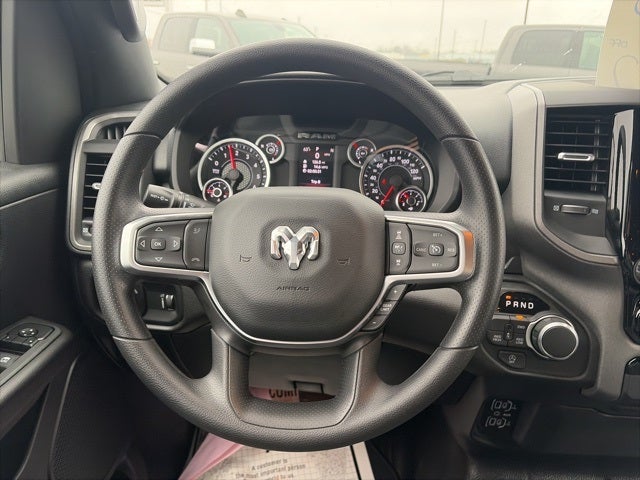 2026 RAM Ram 1500 RAM 1500 TRADESMAN CREW CAB 4X4 5'7' BOX