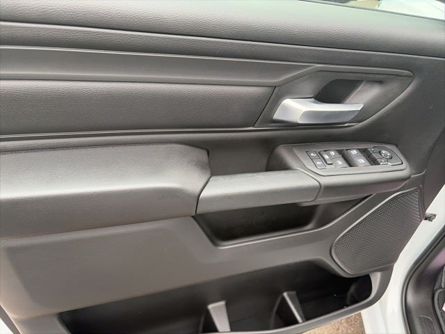 2026 RAM Ram 1500 RAM 1500 TRADESMAN CREW CAB 4X4 5'7' BOX