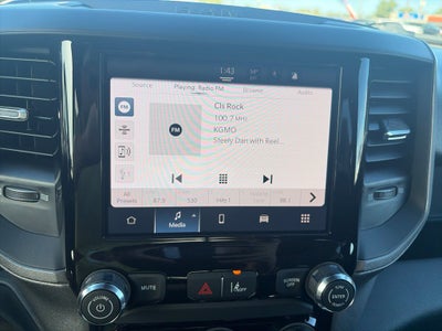 2027 RAM Ram 1500 RAM 1500 EXPRESS CREW CAB 4X4 5'7' BOX