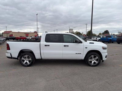 2027 RAM Ram 1500 RAM 1500 EXPRESS CREW CAB 4X4 5'7' BOX