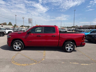 2027 RAM Ram 1500 RAM 1500 EXPRESS CREW CAB 4X4 5'7' BOX