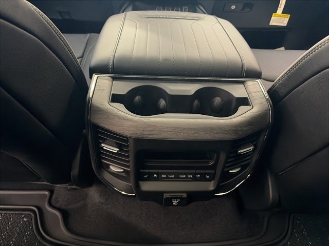 2026 RAM Ram 1500 RAM 1500 LIMITED CREW CAB 4X4 5'7' BOX