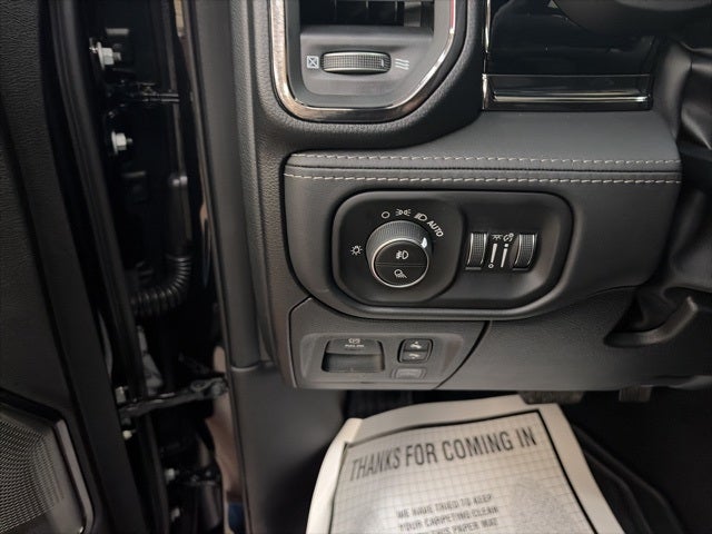 2026 RAM Ram 1500 RAM 1500 LIMITED CREW CAB 4X4 5'7' BOX