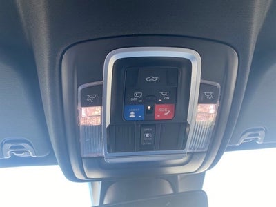 2023 RAM 1500 Laramie Crew Cab 4x4 5'7' Box