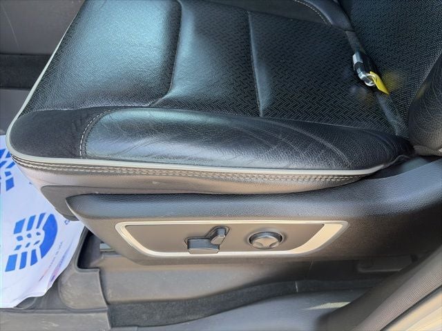 2022 RAM 1500 Laramie Crew Cab 4x4 5'7' Box