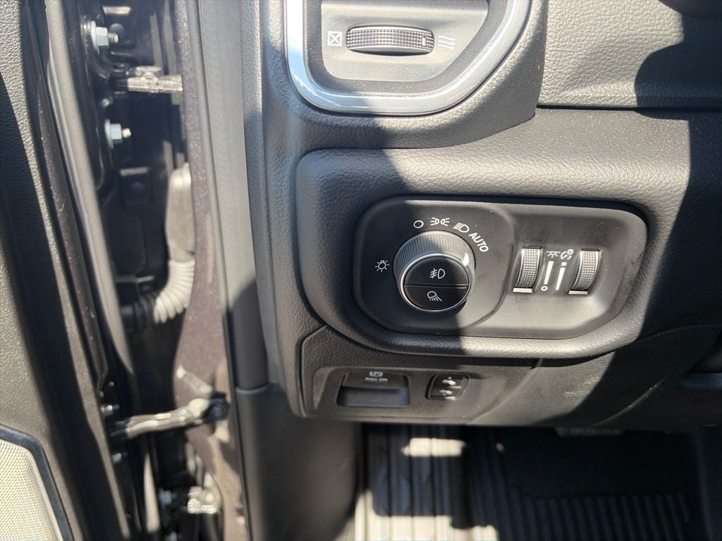 2027 RAM Ram 1500 RAM 1500 LARAMIE CREW CAB 4X4 5'7' BOX