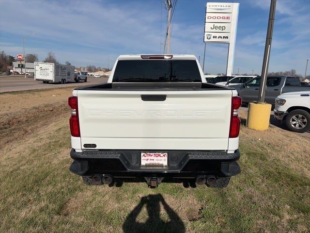 2020 Chevrolet Silverado 1500 4WD Crew Cab Short Bed Custom Trail Boss