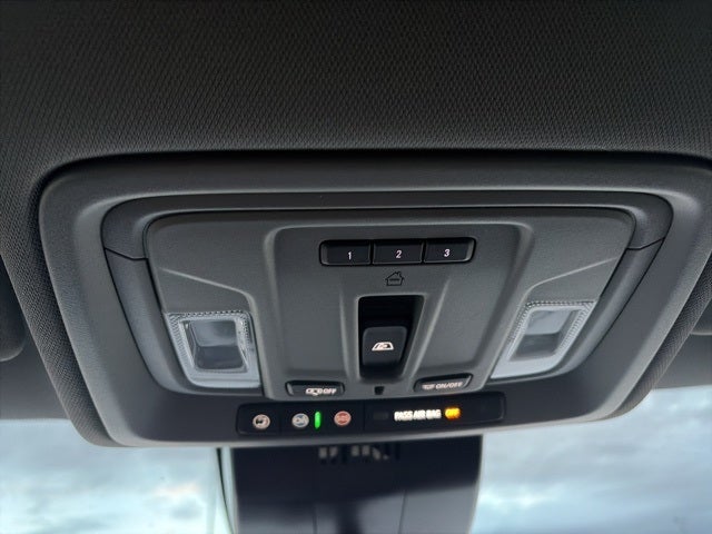 2023 Chevrolet Silverado 1500 4WD Crew Cab Short Bed RST