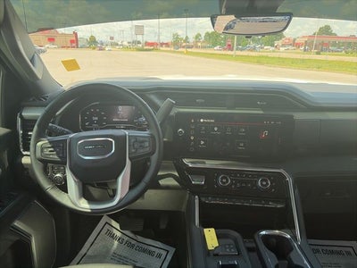 2025 GMC Sierra 2500HD 4WD Crew Cab Standard Bed Denali