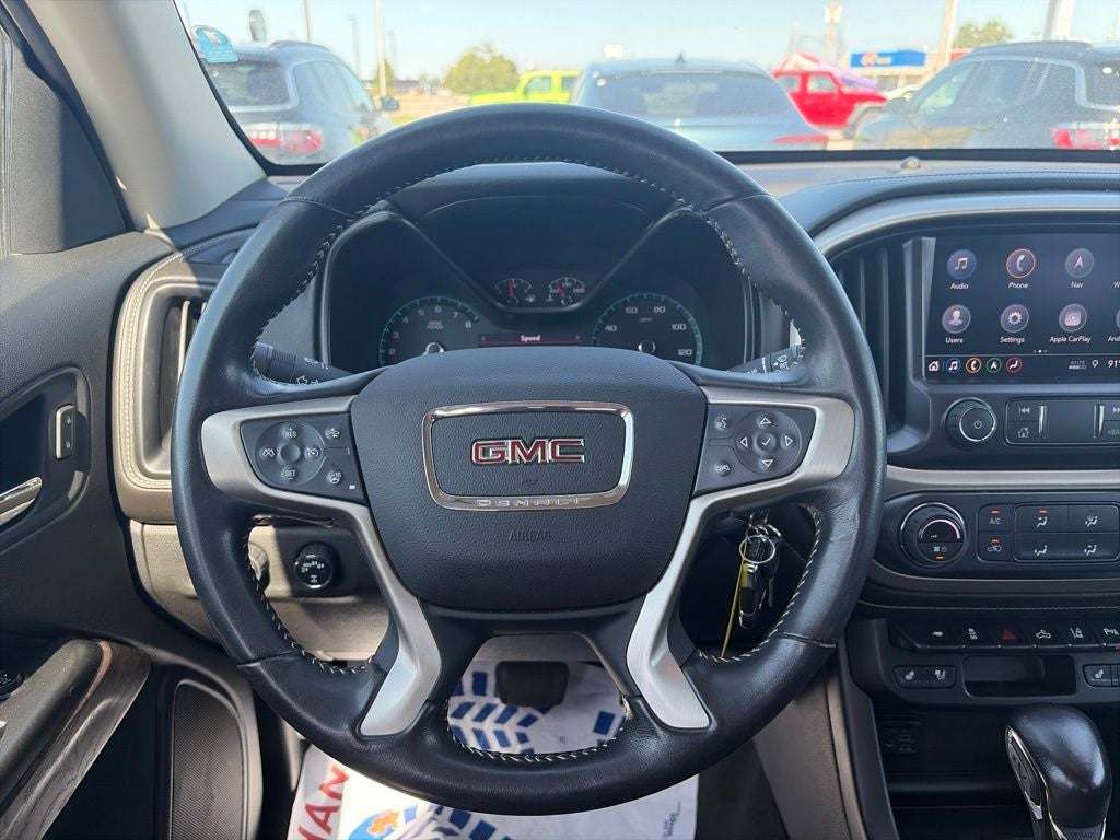 2022 GMC Canyon 4WD Crew Cab Short Box Denali