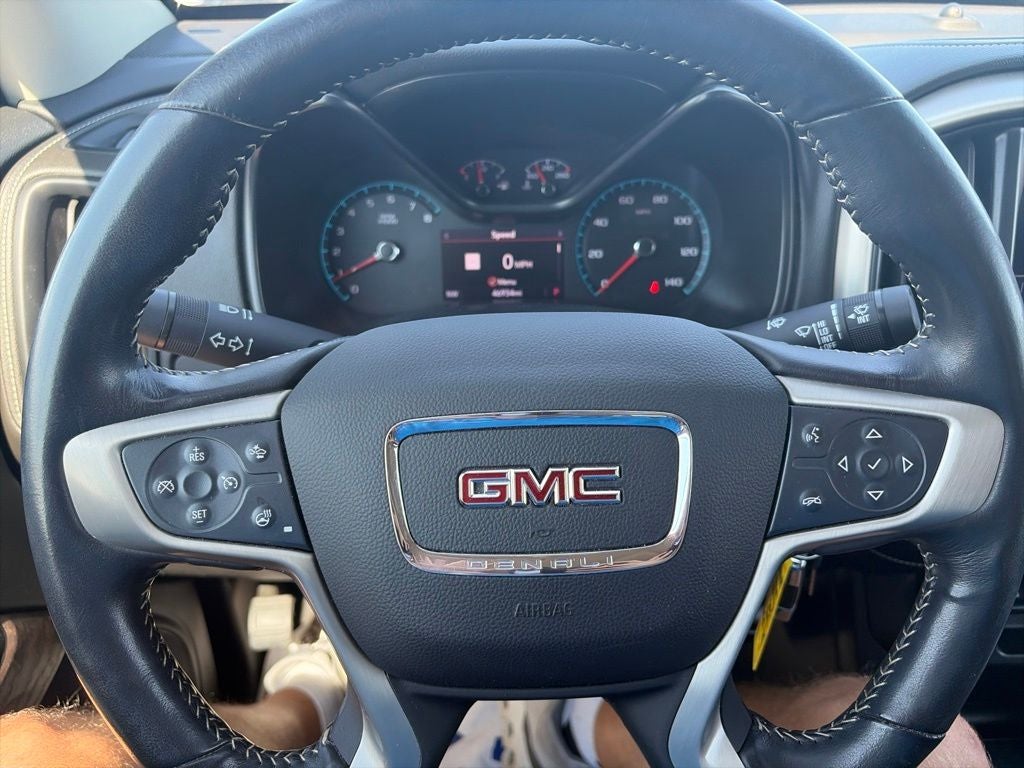2022 GMC Canyon 4WD Crew Cab Short Box Denali
