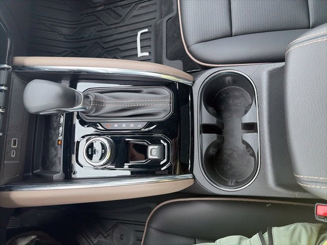 2025 GMC Canyon 4WD Denali