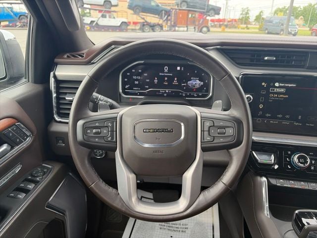 2023 GMC Sierra 1500 4WD Crew Cab Short Box Denali