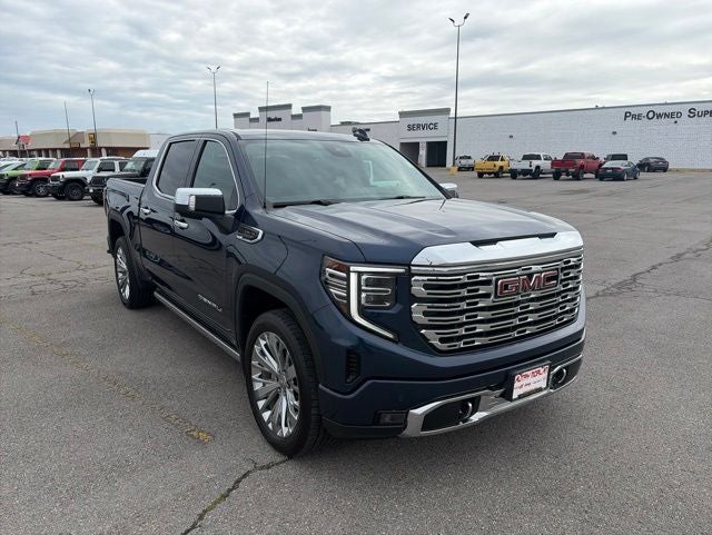 2023 GMC Sierra 1500 4WD Crew Cab Short Box Denali