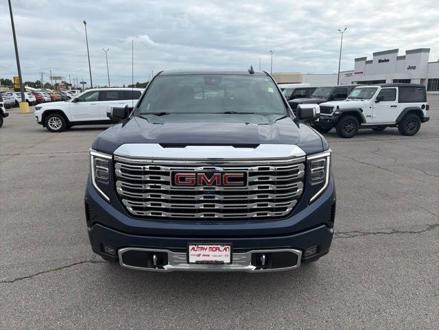 2023 GMC Sierra 1500 4WD Crew Cab Short Box Denali