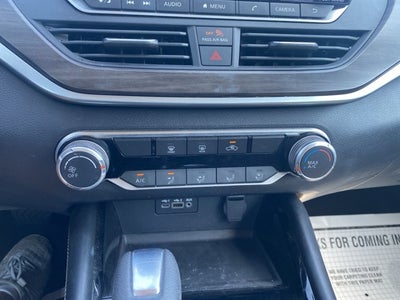 2023 Nissan Altima SV FWD