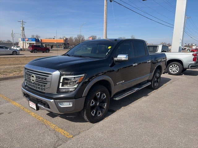2021 Nissan TITAN Crew Cab Platinum Reserve 4x4