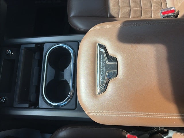 2021 Nissan TITAN Crew Cab Platinum Reserve 4x4