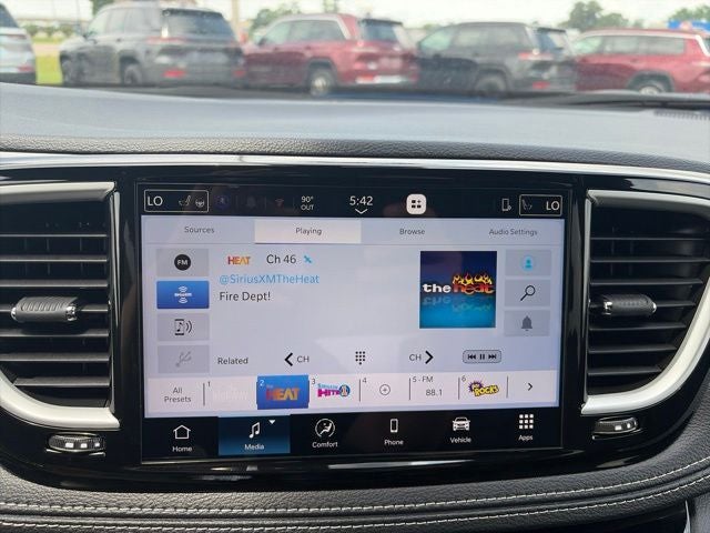 2027 Chrysler Pacifica PACIFICA SELECT